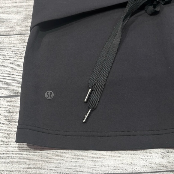 🍋Women’s Lululemon Tied to You Jacket size 6, black🍋 - Picture 7 of 16